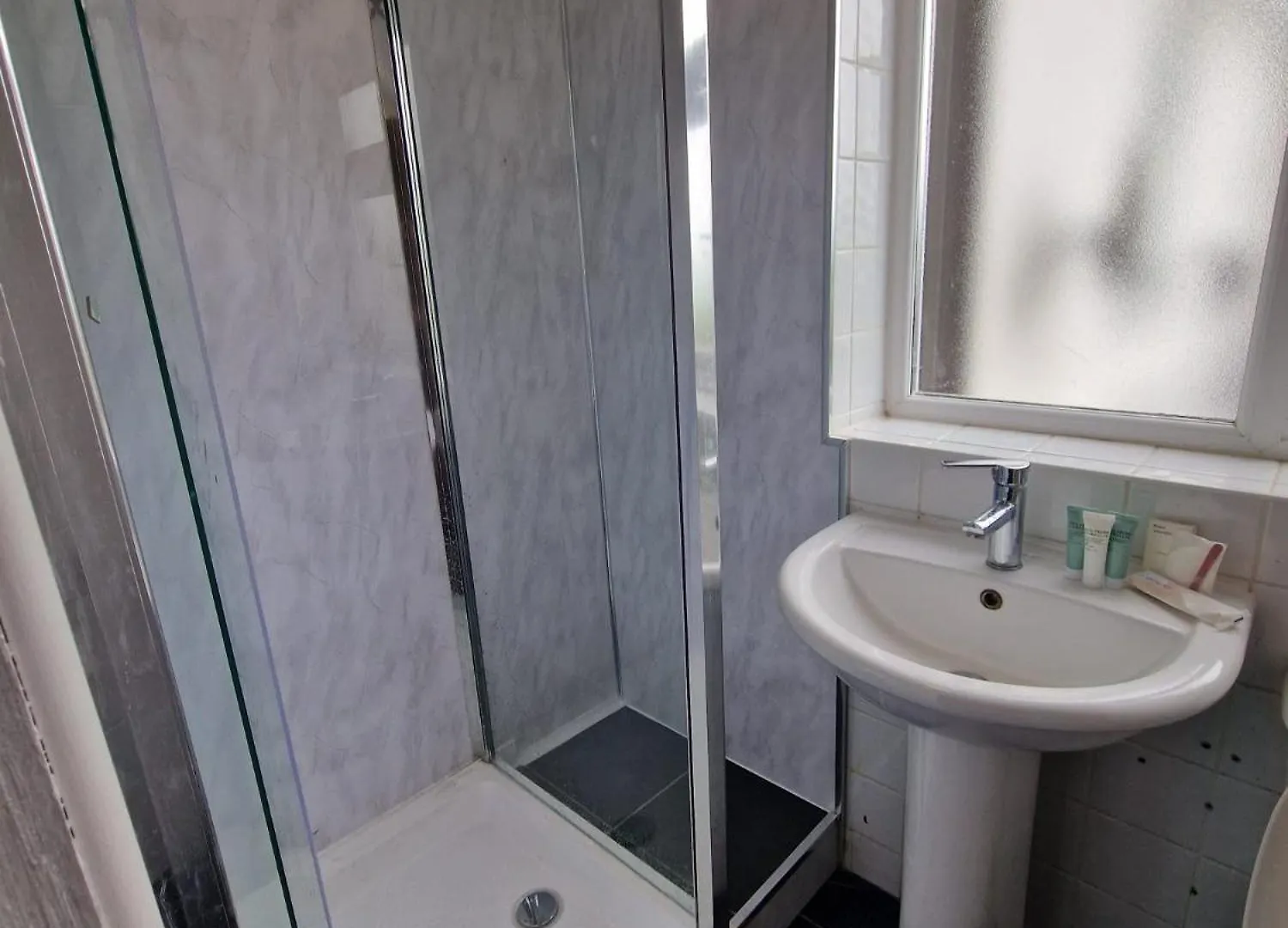 5 Bedroom House Luton Airport Egyesült Királyság
